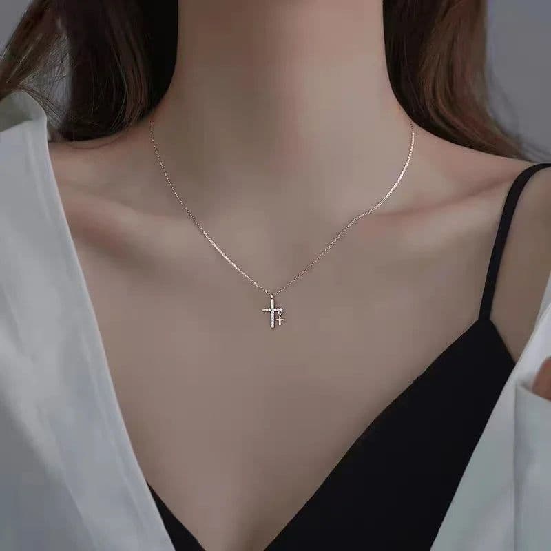 image-Classic 925 Sterling Silver Cross Necklace Shiny Cross Small Pendant Charm Clavicle Chain Ladies Fine Jewelry Free Shipping
