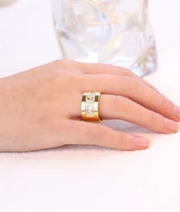 image-Fashion Women Crystal Rings Wholesale Yellow Gold Color Stainless Steel Wedding Rings For Women Party Jewelry NIBA Jewelry