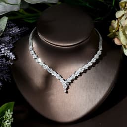 image-HIBRIDE Fashion Leaf Design 4pcs AAA CZ Women Bridal Wedding Jewelry Set Earring Necklace Set parrure bijoux femme mariage N-119