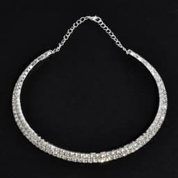 image-Rhinestone Choker Necklaces Torques Collar Women Statement Jewelry Girl Imitation Pearls Necklace 5 Styles