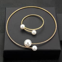 image-Rhinestone Choker Necklaces Torques Collar Women Statement Jewelry Girl Imitation Pearls Necklace 5 Styles