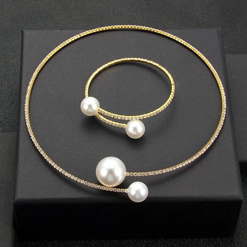 image-Rhinestone Choker Necklaces Torques Collar Women Statement Jewelry Girl Imitation Pearls Necklace 5 Styles