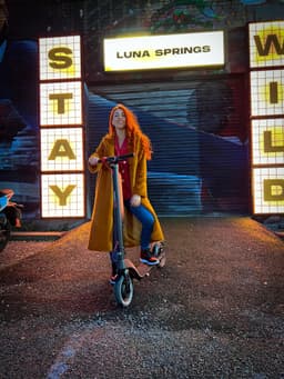 image-The Official Cruzaa Commuta E-Scooter 45km Range - 25kmh Top Speed - ships from UK