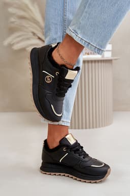 image-Sport Shoes Step in style