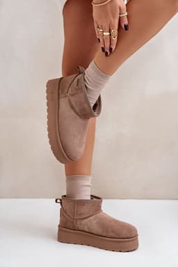 image-Snow boots Step in style