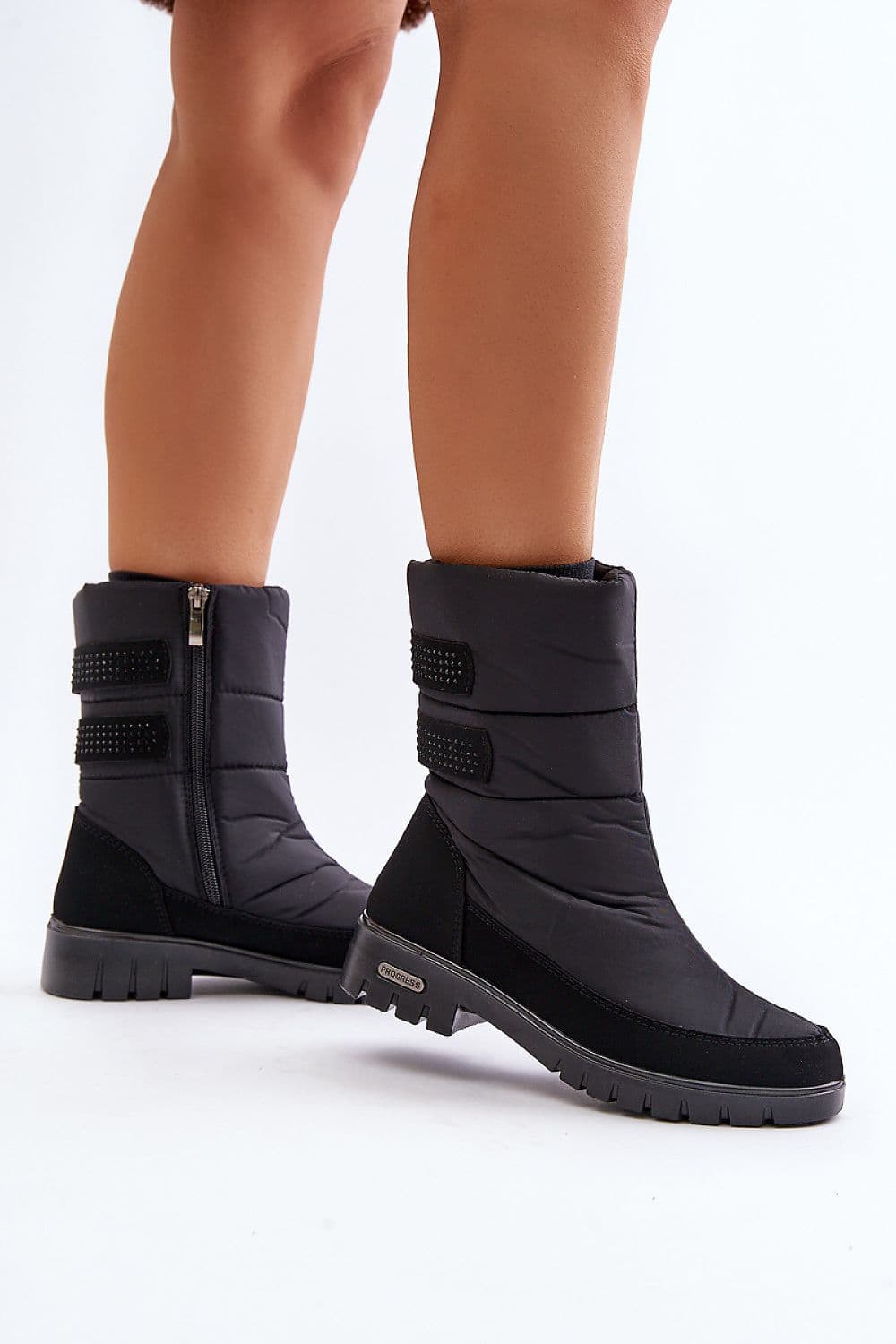 image-Snow boots Step in style