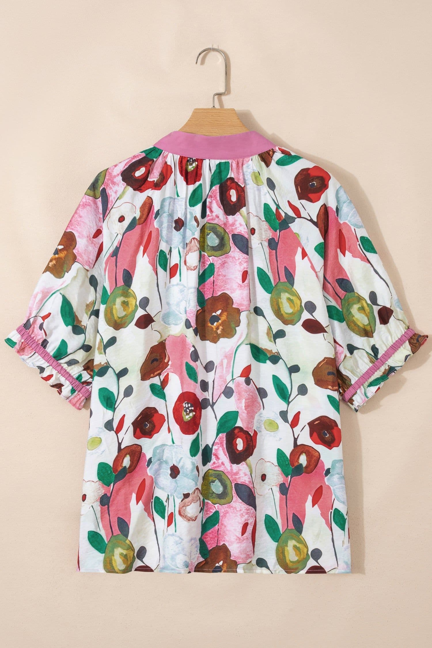 image-Pink V Neck Puff Sleeve Plus Size Floral Blouse