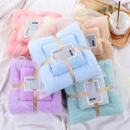 image-He Ran Coral Fleece Towel Set - Milky Bath Towel