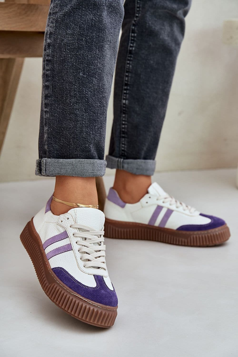 image-Sport Shoes Step in style