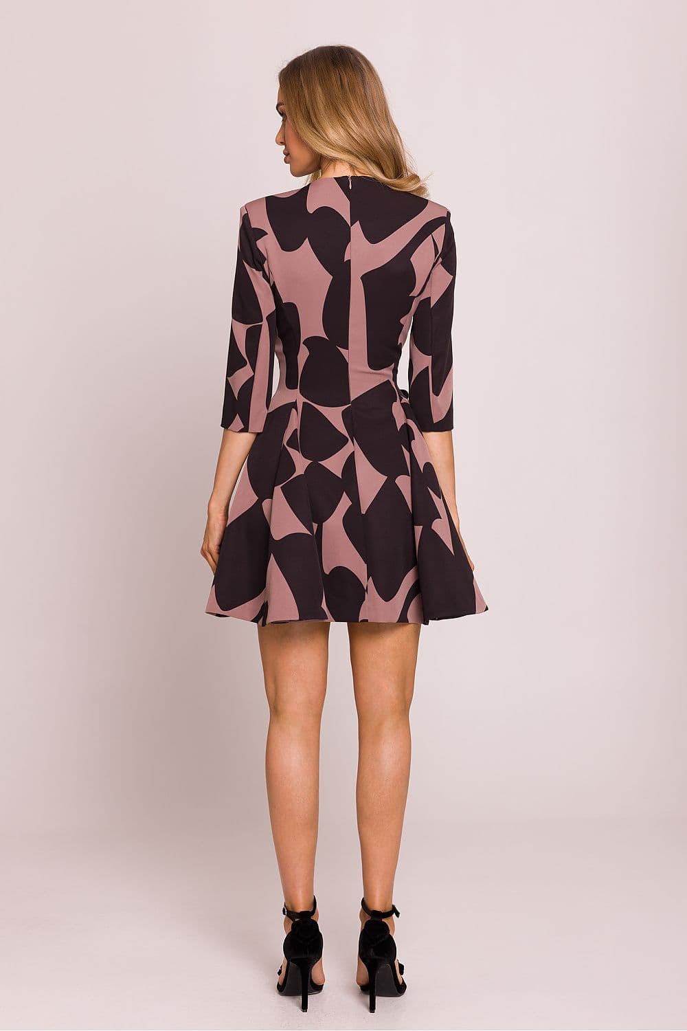 image-Daydress Moe