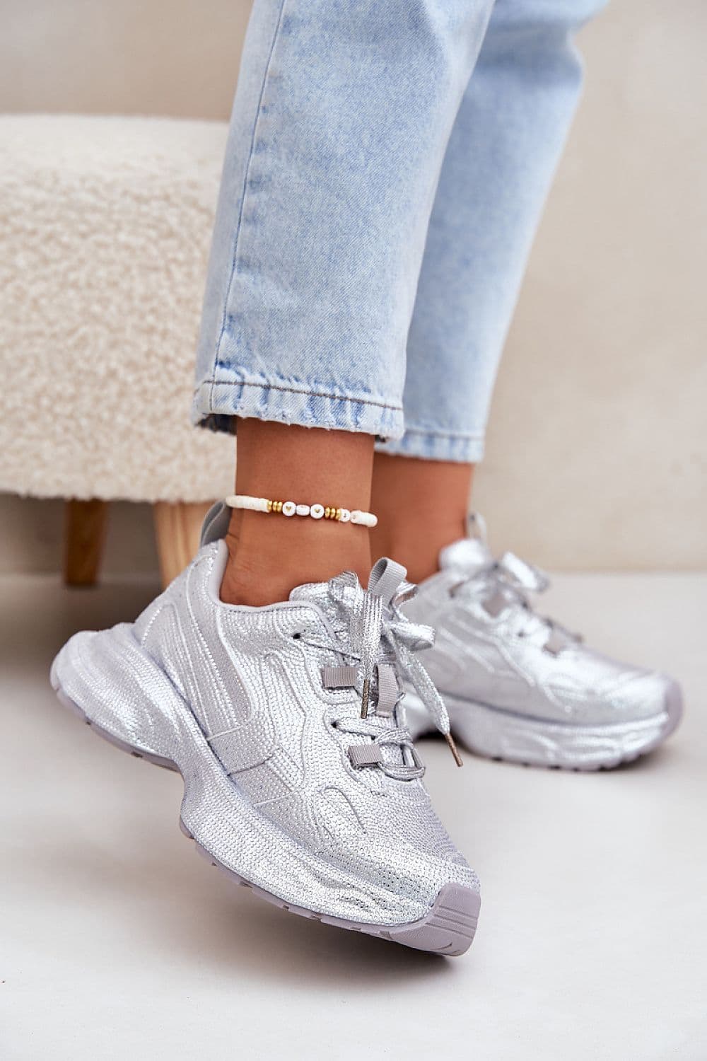 image-Sport Shoes Step in style