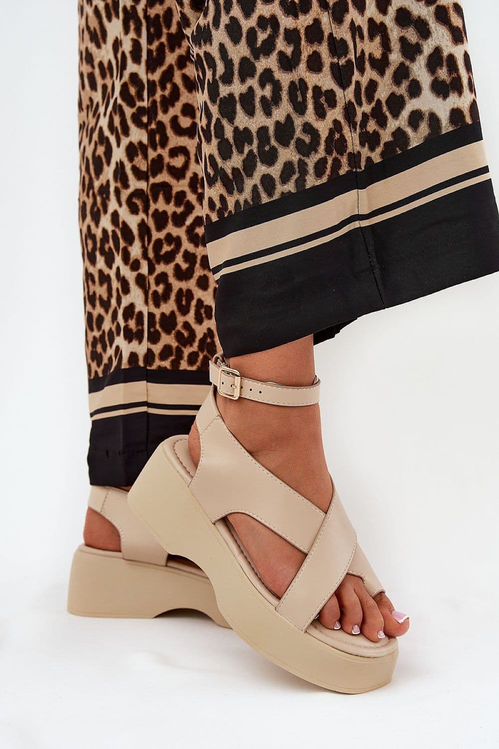 image-Buskin Step in style