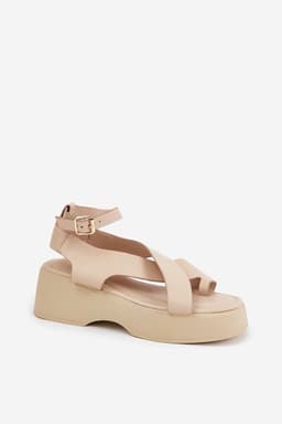 image-Buskin Step in style