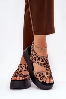 image-Buskin Step in style