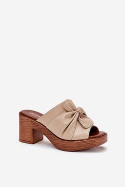 image-Flip-flops Step in style