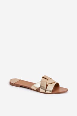 image-Flip-flops Step in style