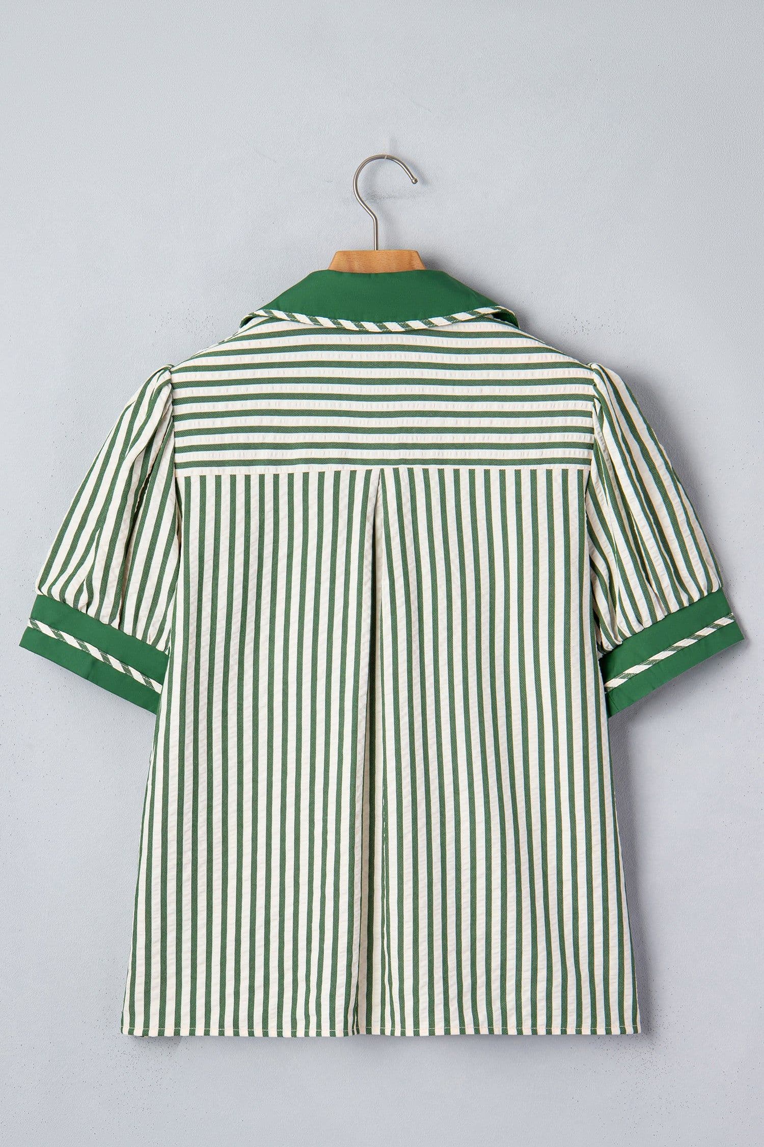 image-Green Stripe Collared Split Neck Bubble Sleeve Blouse