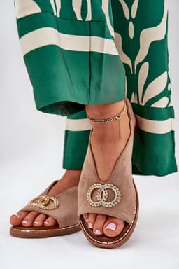image-Sandals Step in style