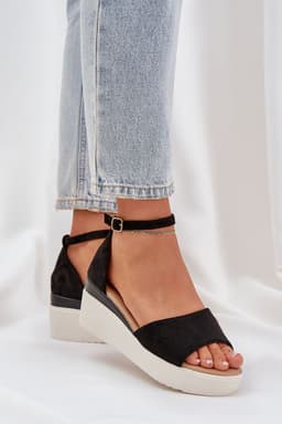 image-Buskin Step in style