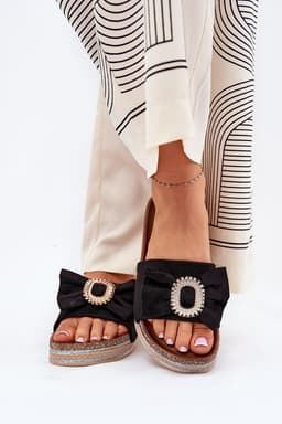 image-Flip-flops Step in style