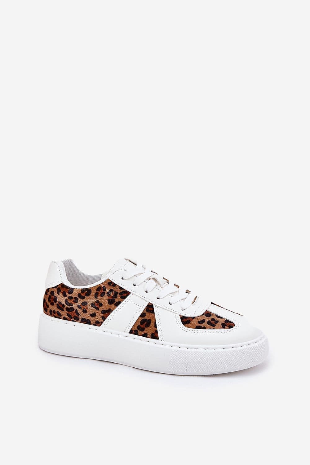 image-Sport Shoes Step in style