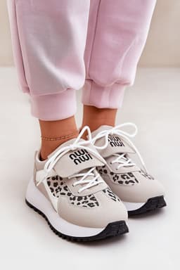 image-Sport Shoes Step in style