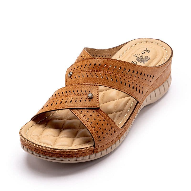 image-2022 new style sandals women's foreign trade explosion style wedge heel women's large size slippers cross-border mother shoes Roman style