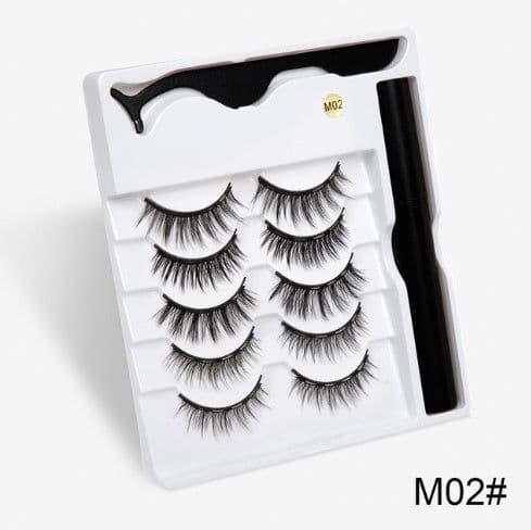 image-A Pair Of False Eyelashes With Magnets In Fashion