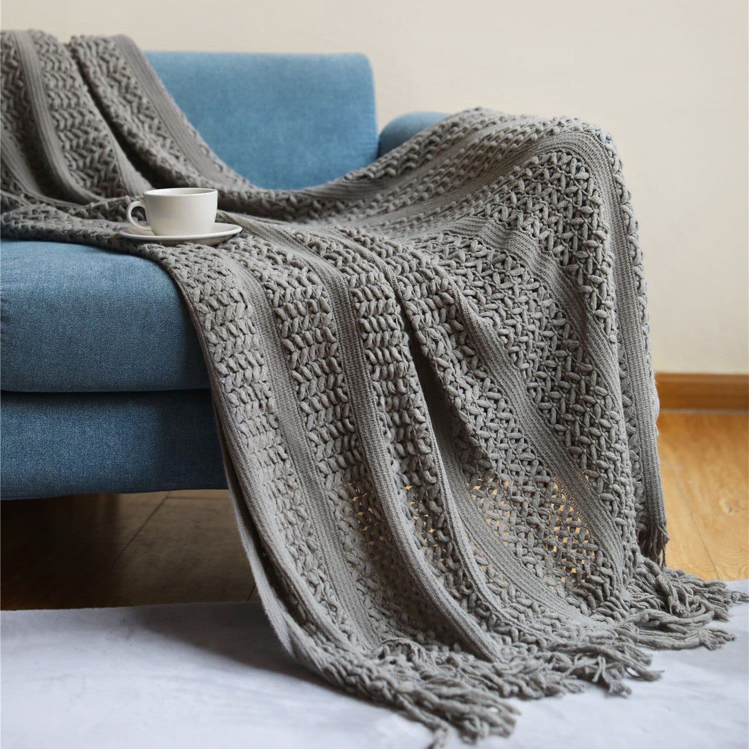 image-Dongxuan Knitted Blanket - Light Gray 130x230cm