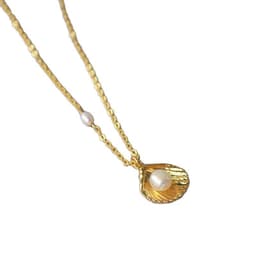 image-Golden Shell Pearl Pendant Necklace - Brass Gold-Plated Fashion (65 characters)