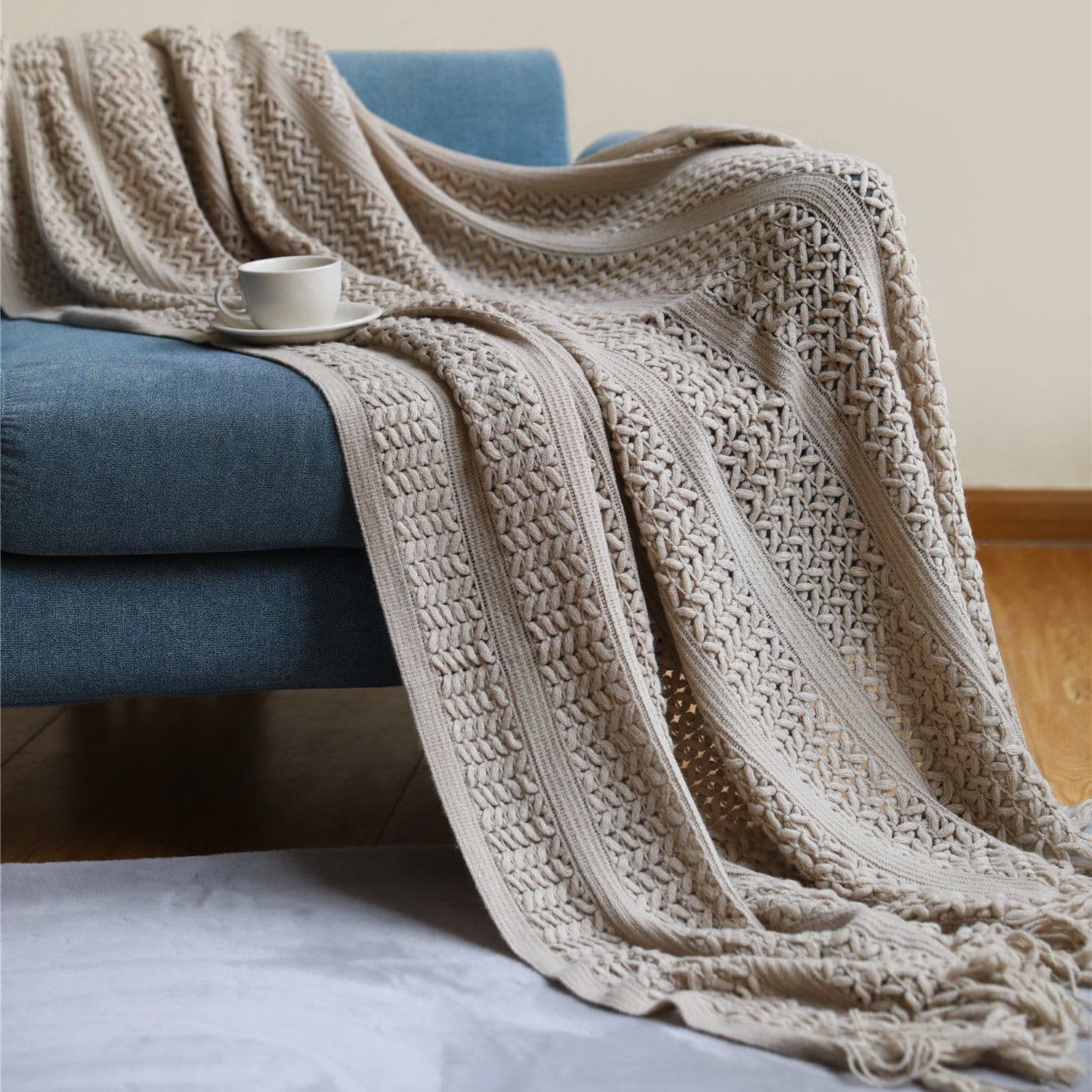 image-Dongxuan Knitted Blanket - Light Gray 130x230cm