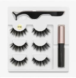 image-A Pair Of False Eyelashes With Magnets In Fashion