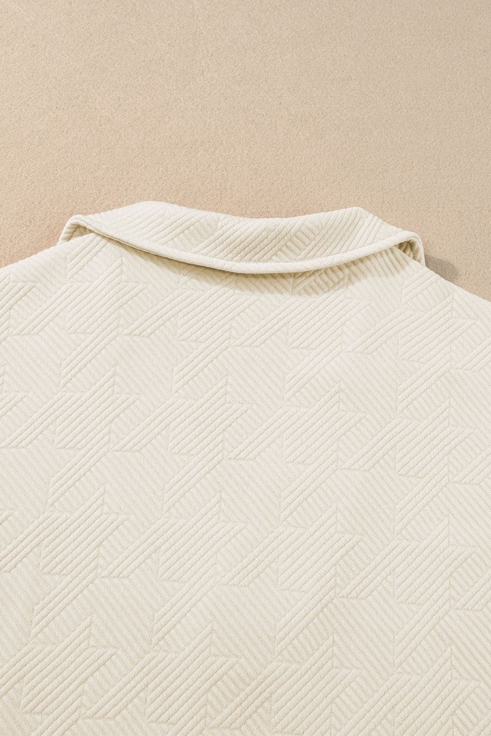 image-White Textured V Neck Collared Short Sleeve Top
