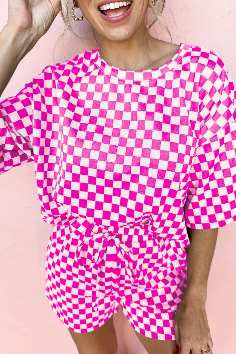 image-Black Checkered 2-Piece Set - Loose Tee and Shorts Casual Outfits