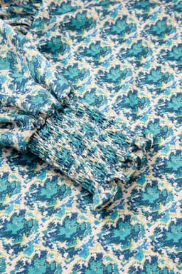 image-Green Abstract Print Shirred Cuff Puff Sleeve Blouse
