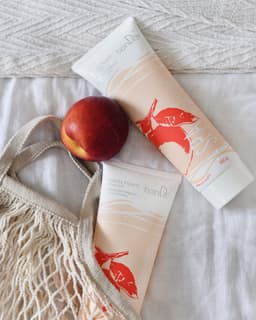 image-Honey Peach Body Salt