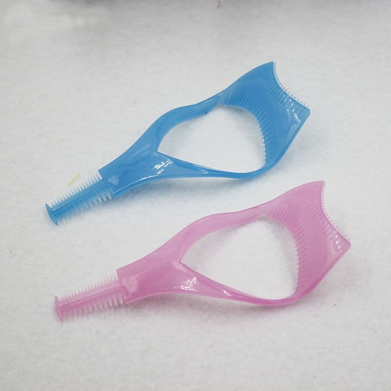 image-Eyelash Curler Card 3-in-1 Makeup Tool - Pink