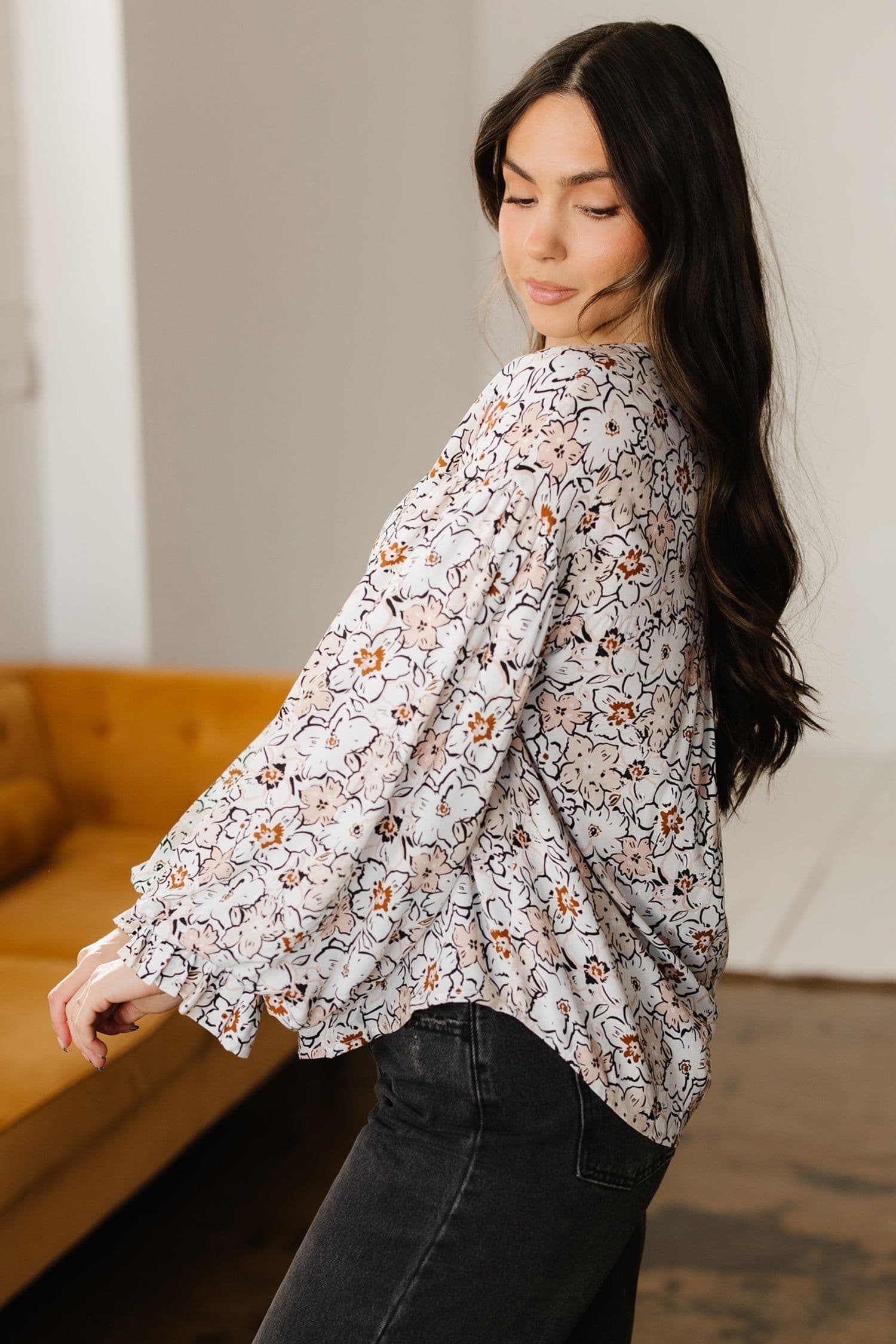 image-Khaki Bold Floral Print Frilled Puff Sleeve Shirt