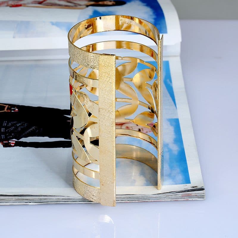 image-Fashion European and American Style Punk Cuff Bracelet Wide Face Hollow Metal Bracelet Metal Exaggerated Bracelet Armband