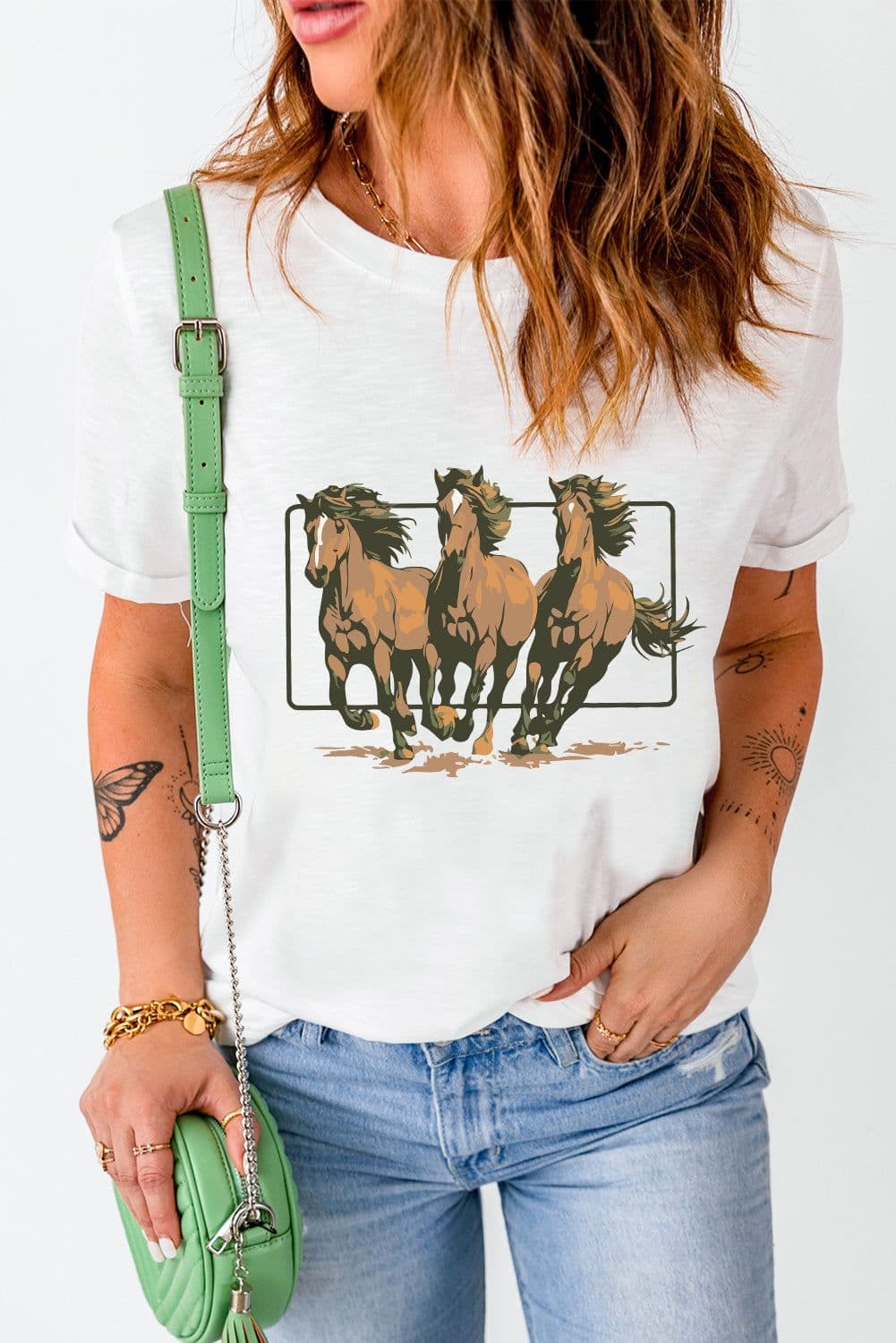 image-White Texas Horse Graphic T-Shirt Cuffed