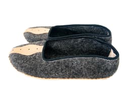 image-Mens Felt and Real Leather Slippers.