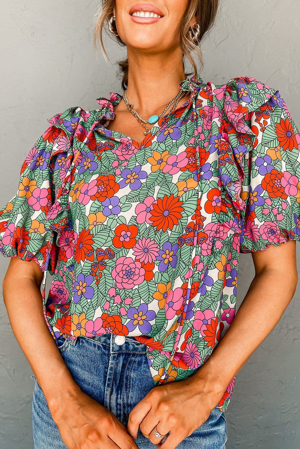 image-Red Floral Ruffle Puff Sleeve Blouse
