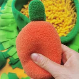 image-Pet Pad Dog Pulls Radish To Relieve Boredom