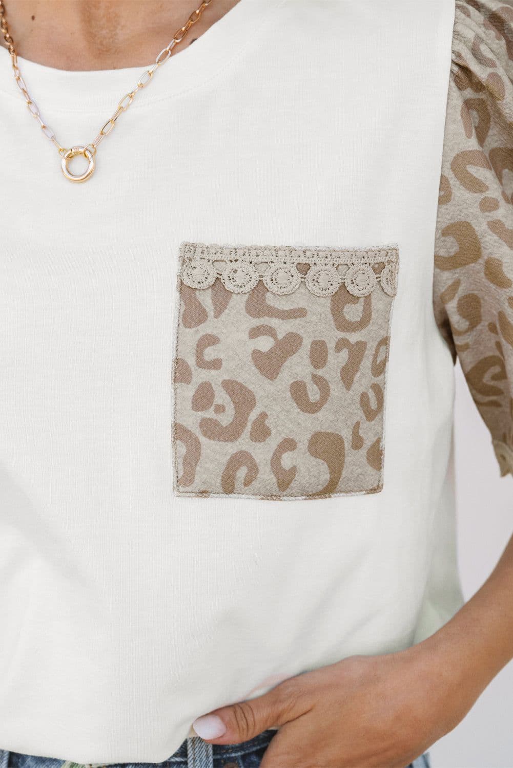 image-White Leopard Patchwork Crochet Lace Trim Puff Sleeve T Shirt