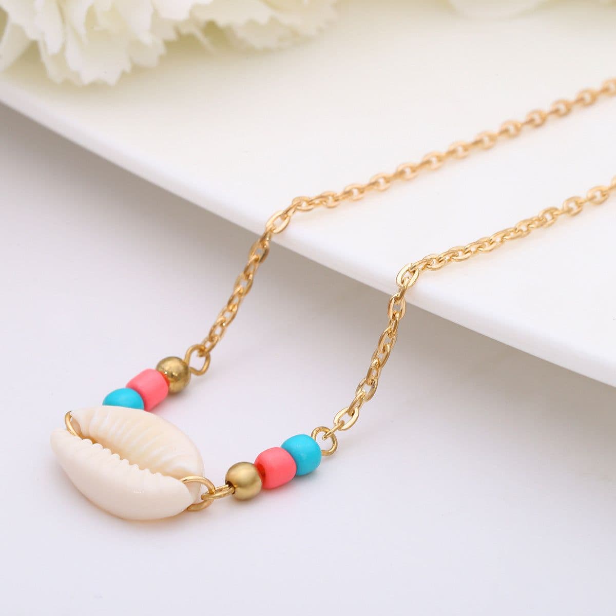 image-European and American cross-border jewelry Simple ethnic style shell necklace for women Personality and versatile contrasting color bead handmade necklace
