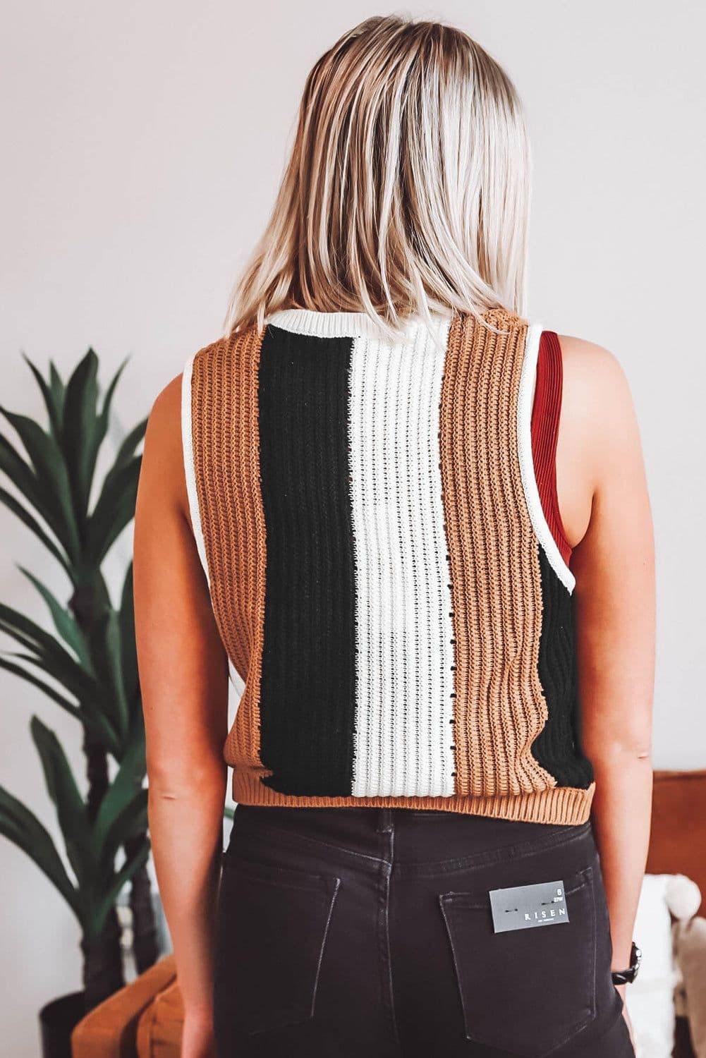 image-Khaki Stripe Sleeveless Knitted Sweater Vest