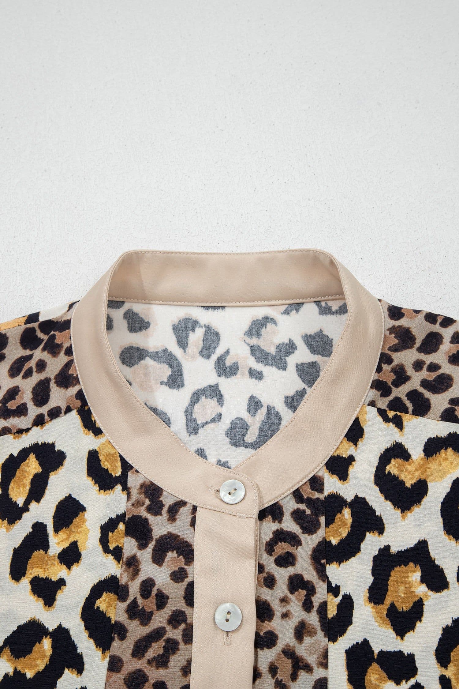 image-Khaki Mixed Leopard Patchwork 3/4 Sleeve Loose Shirt