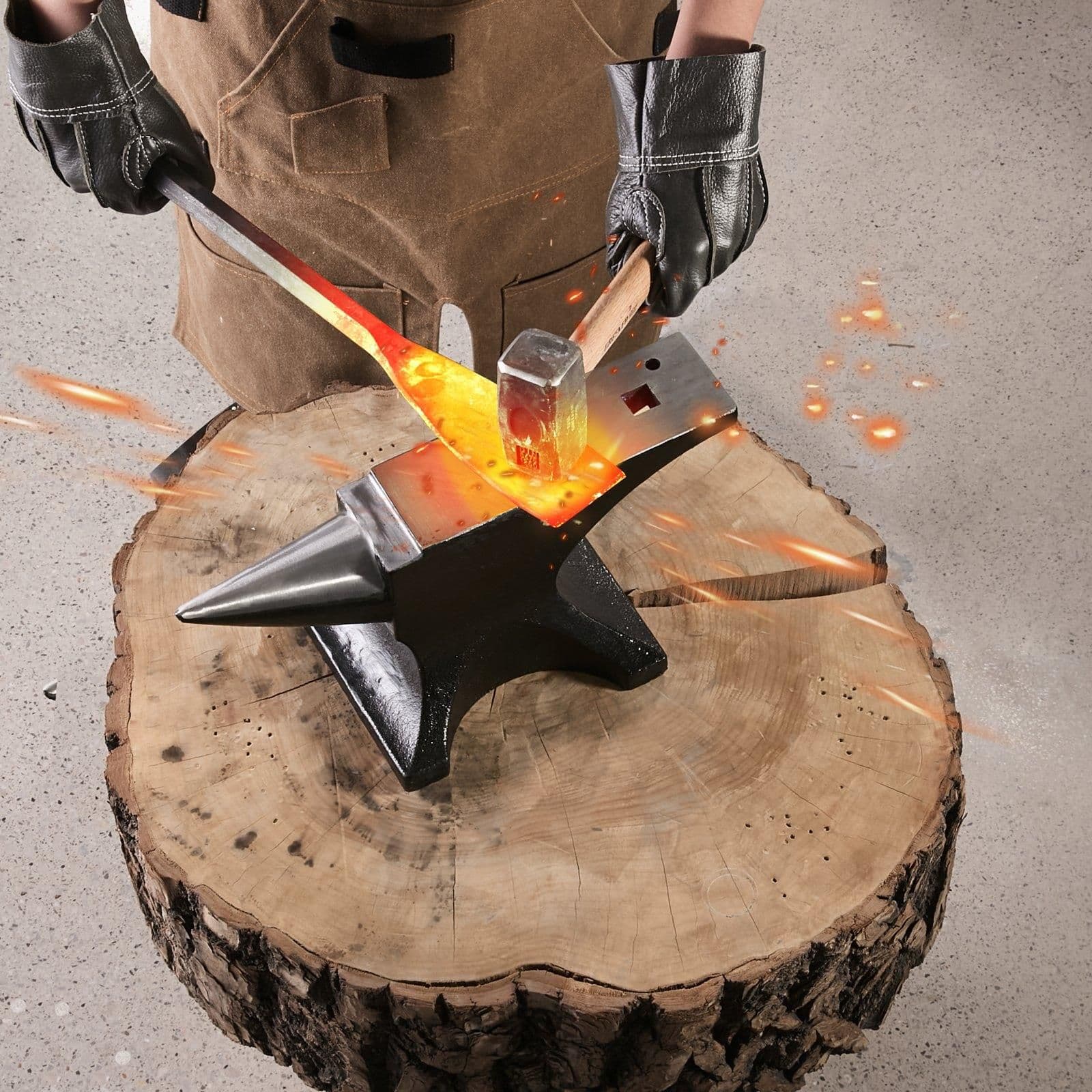 image-VEVOR Single Horn Anvil, 55lbs Cast Steel Anvil, High Hardness Rugged Round Horn Anvil for Blacksmiths, with Large Countertop and Stable Base, Metal Working Tool for Metal Bending, Shaping, Twisting