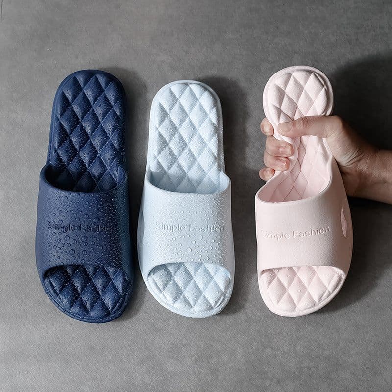 image-New foreign trade indoor bath slippers custom manufacturer, one-piece massage bathroom non-slip soft bottom eva slippers