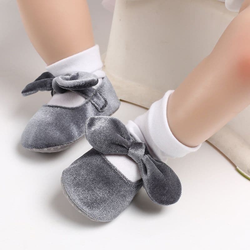 image-Spring and Autumn 0-1 year old female treasure bowknot pure color princess soft-soled shoes non-slip baby toddler shoes support one generation